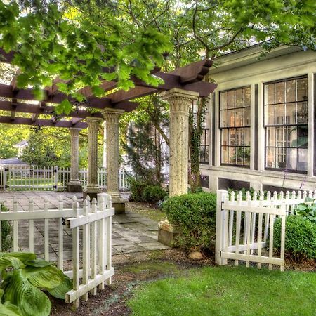 Bluefield Inn, A Select Registry Propery Exterior foto